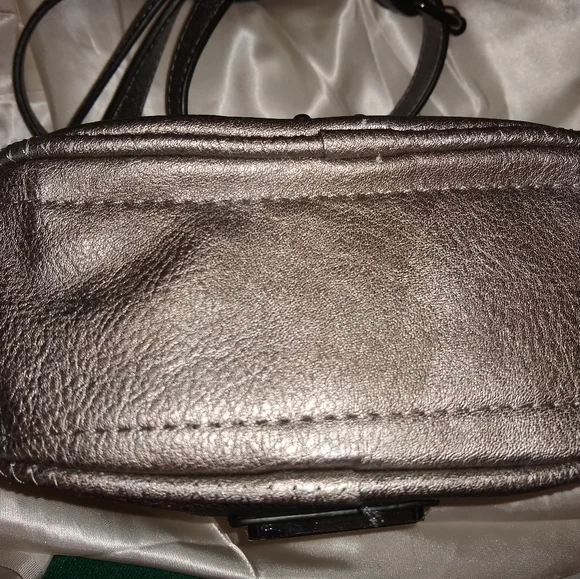 NWT Hayden Harnett Crossbody Pewter - Picture 8 of 9